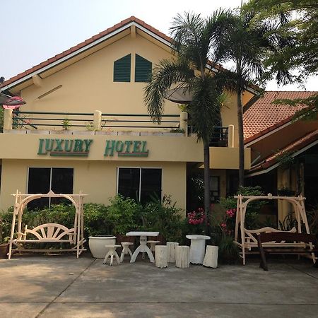 Luxury Hotel Ban Don Rak Exterior foto